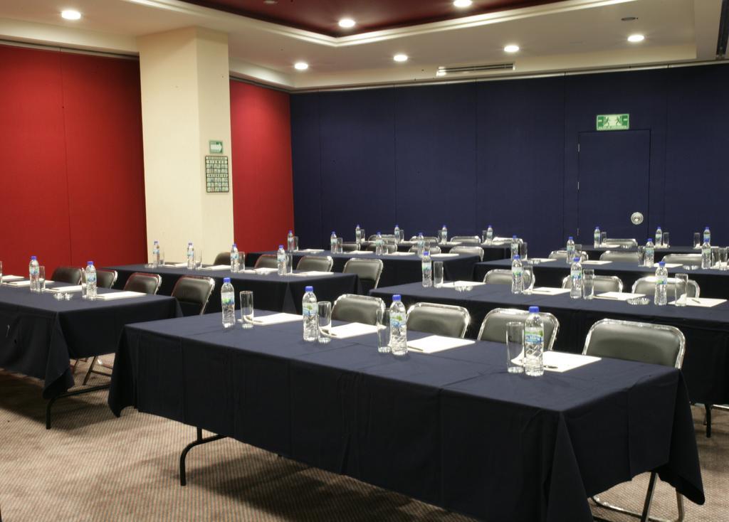 Hotel Abastos Plaza Μεξικό Εξωτερικό φωτογραφία