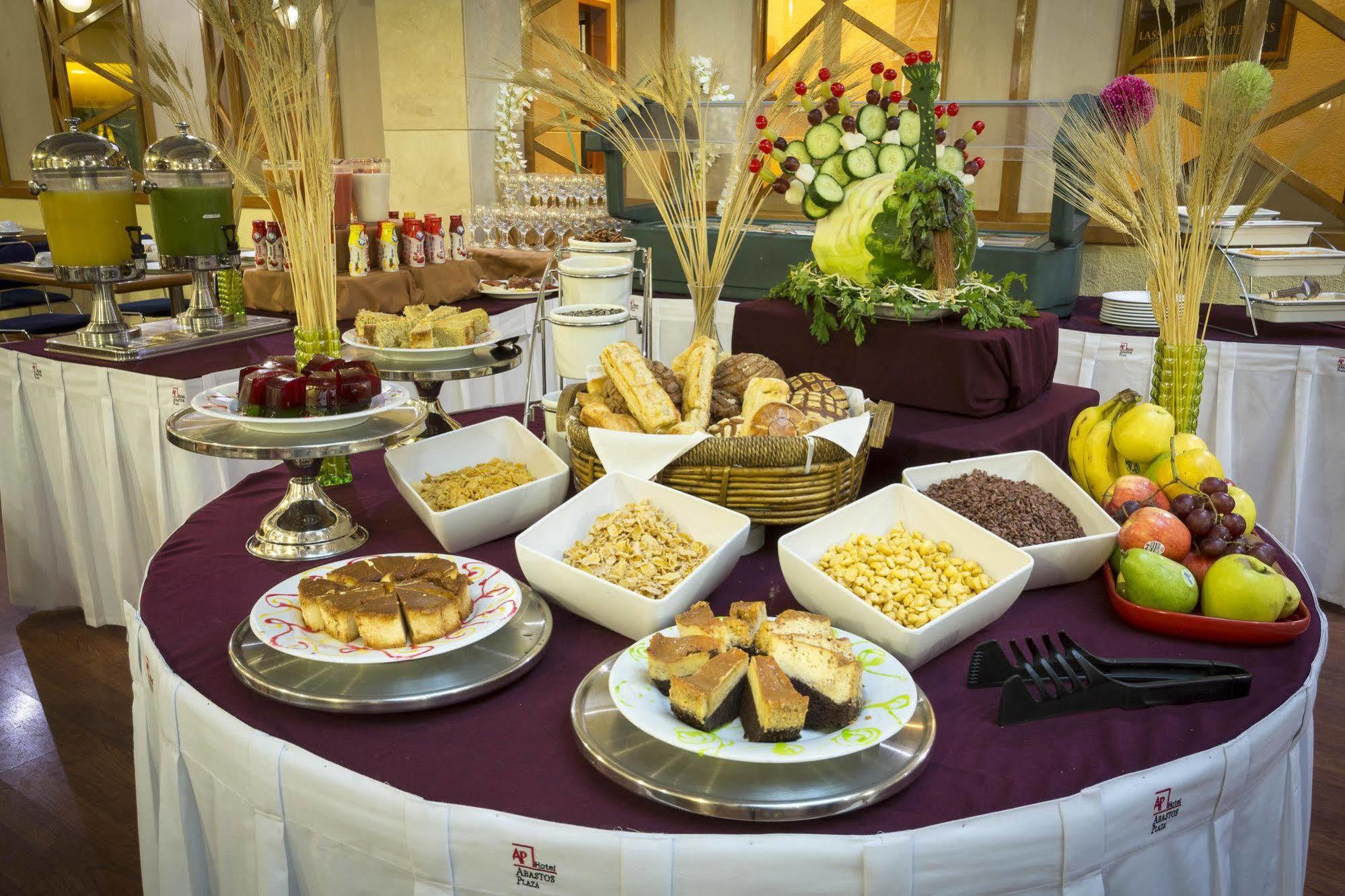 Hotel Abastos Plaza Μεξικό Εξωτερικό φωτογραφία